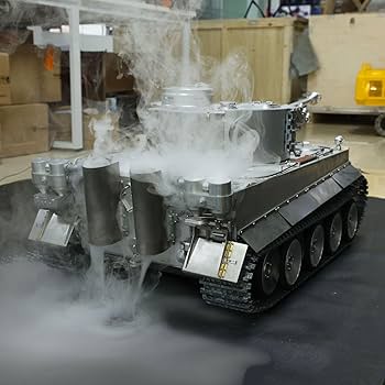 Amazon.co.jp: TOUCAN RC ホビー 1/8スケール ヘンロング